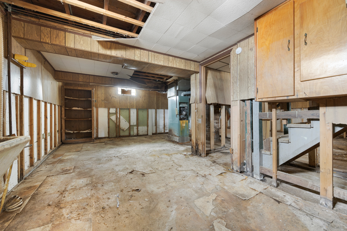319 49th Avenue Property Photo 15