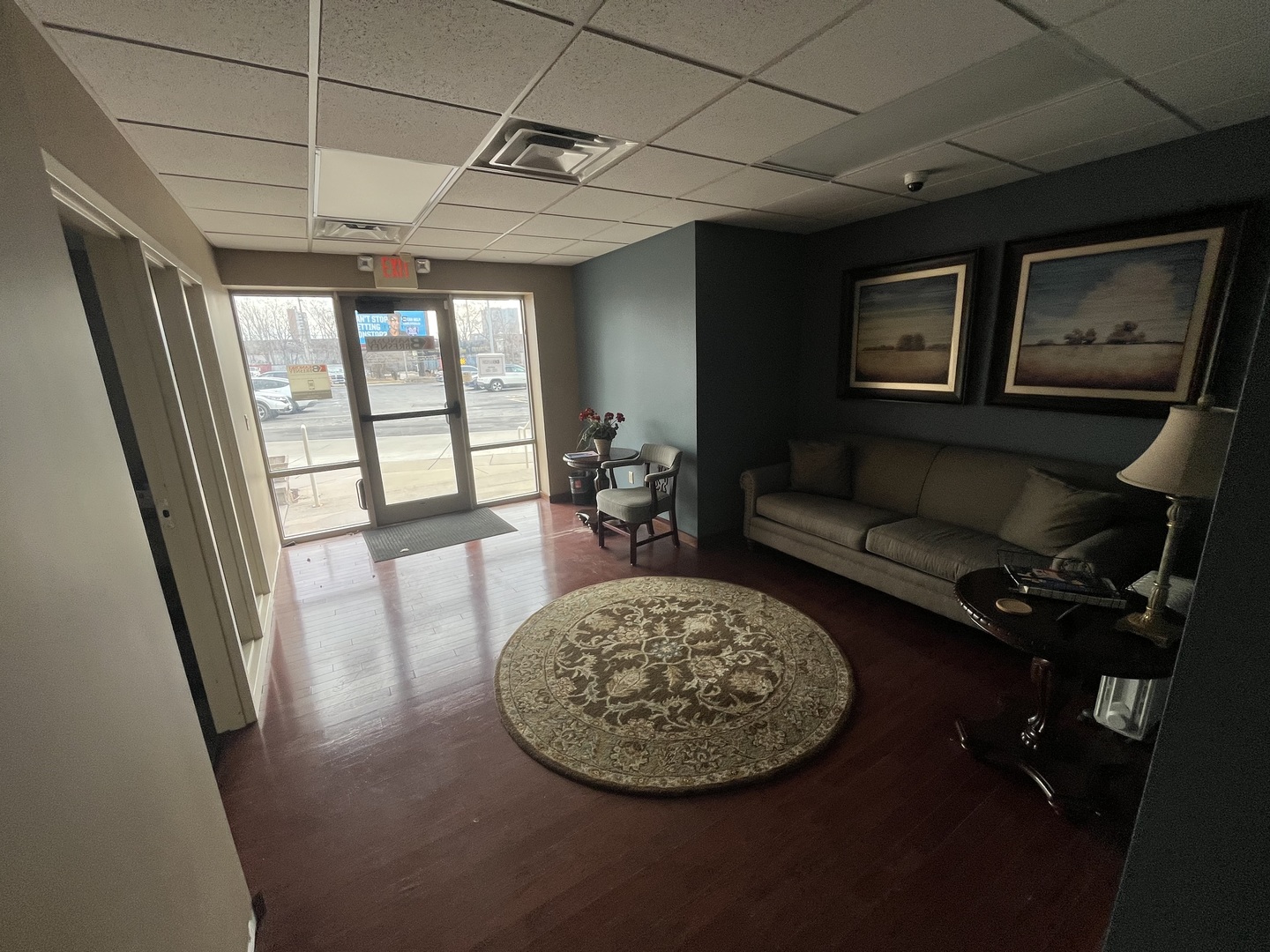 314 S Neil Street 101 Property Photo 3