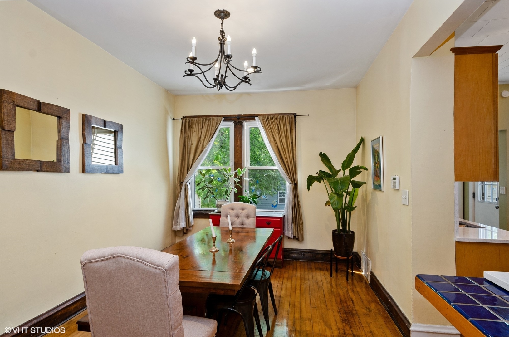 1443 W Highland Avenue Property Photo 6