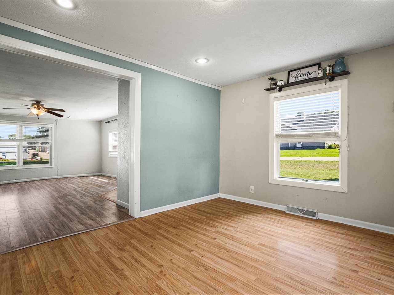 312 N Stanton Street Property Photo 11