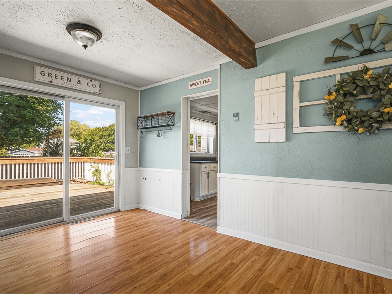 312 N Stanton Street Property Photo 16