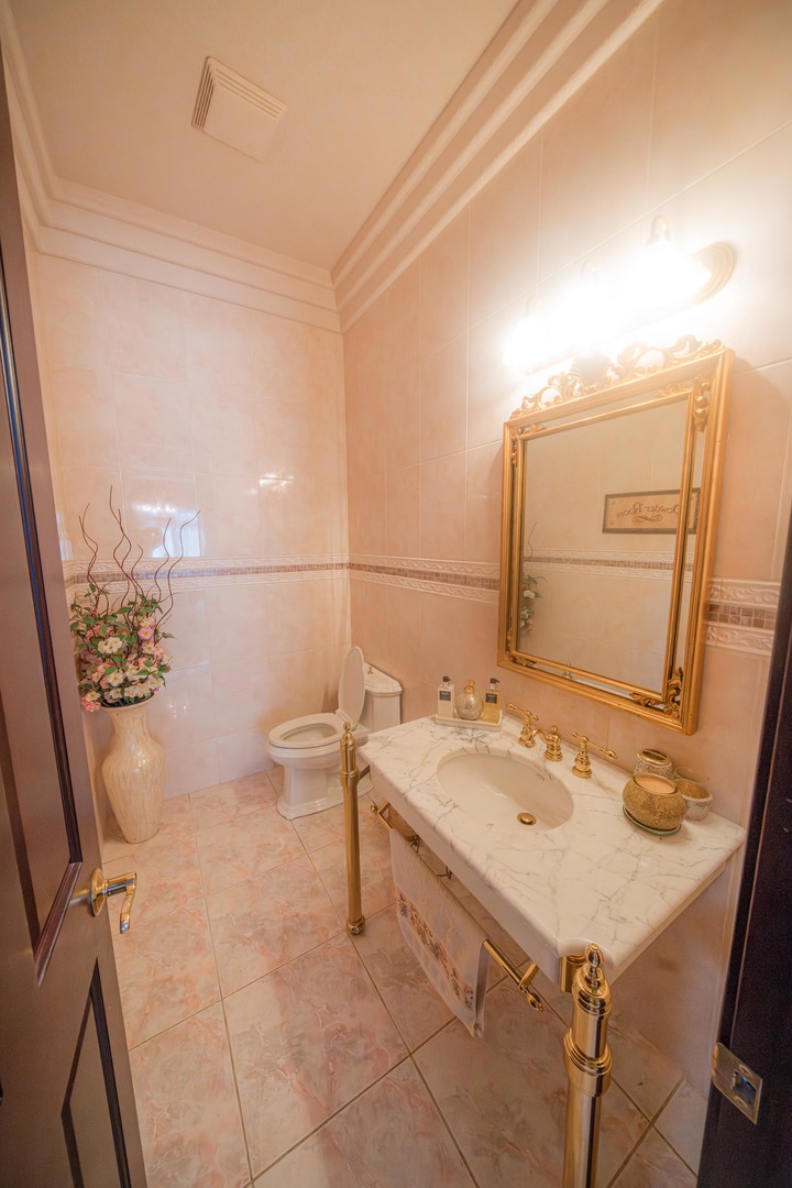 3627 Toulouse Street Property Photo 12