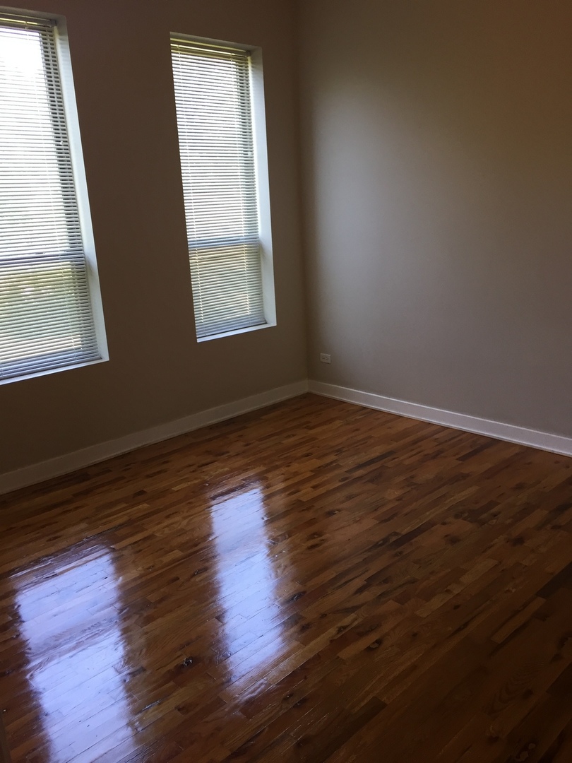 4041 S Calumet Avenue Property Photo 16