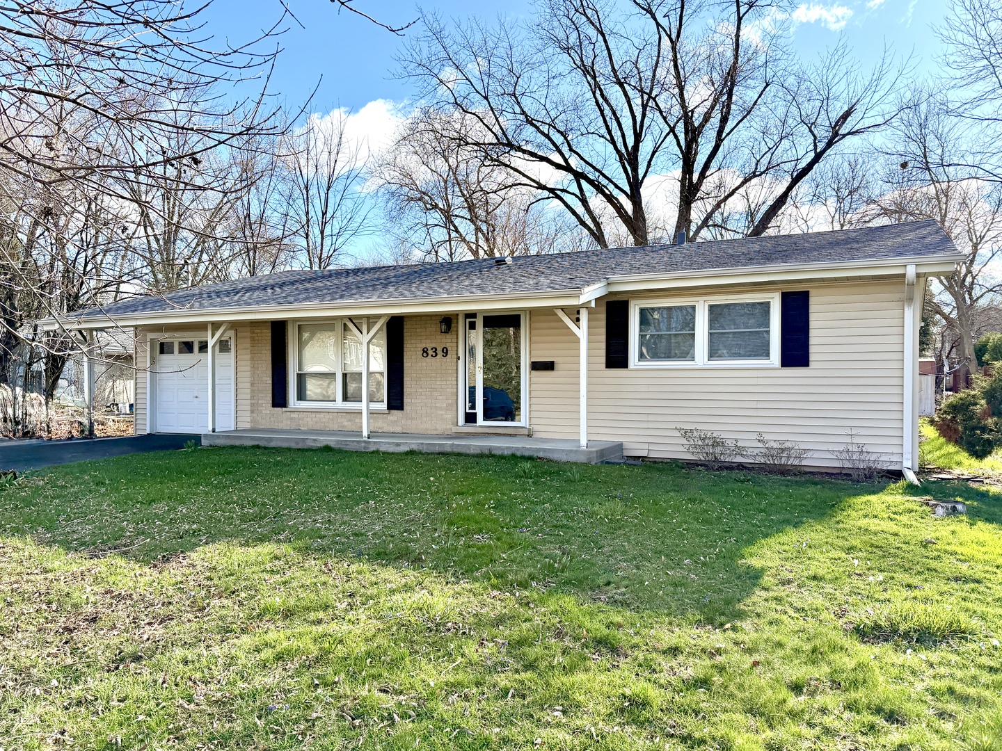 839 Dundee Avenue Property Photo 1