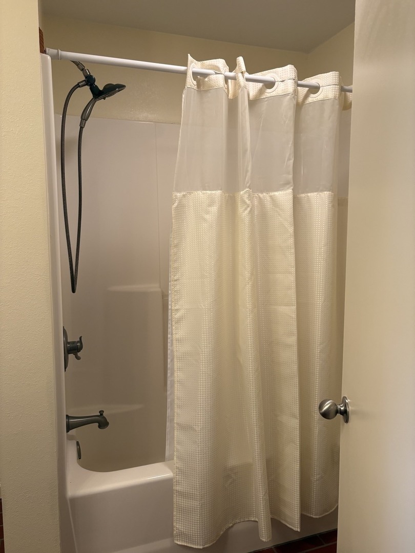 605 Oakdale Drive Property Photo 17