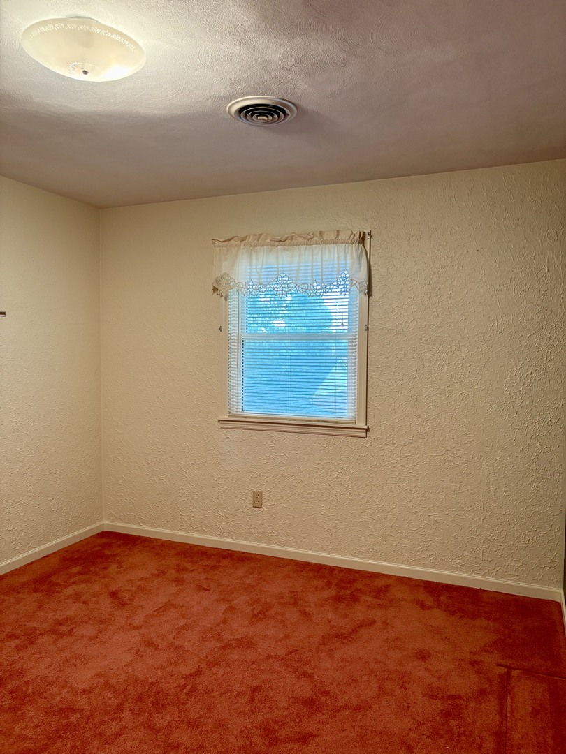 605 Oakdale Drive Property Photo 28