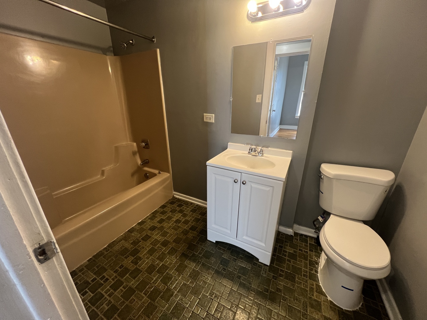 734 E 95th Street 3e Property Photo 7