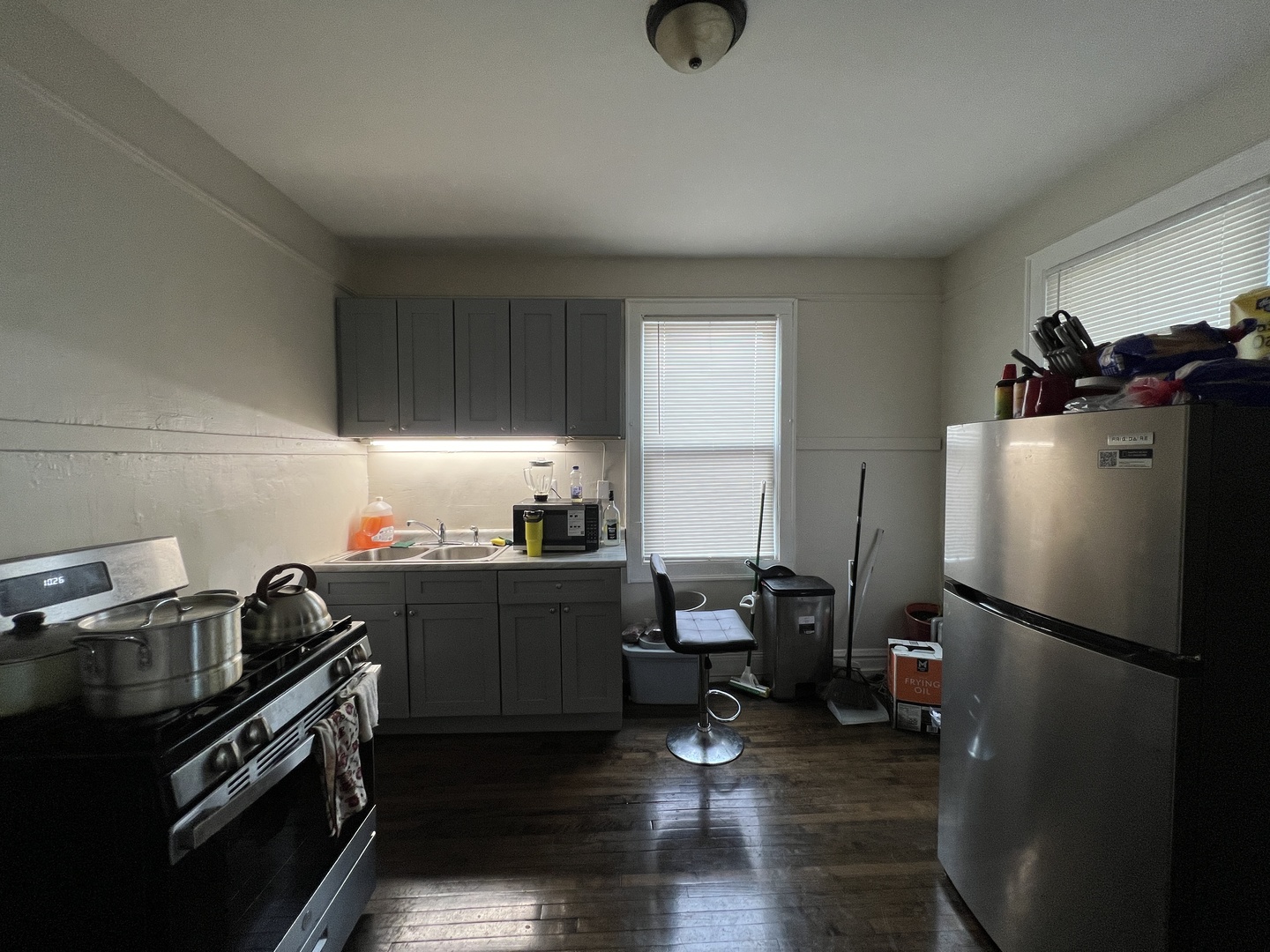 8242 S Houston Avenue Property Photo 8