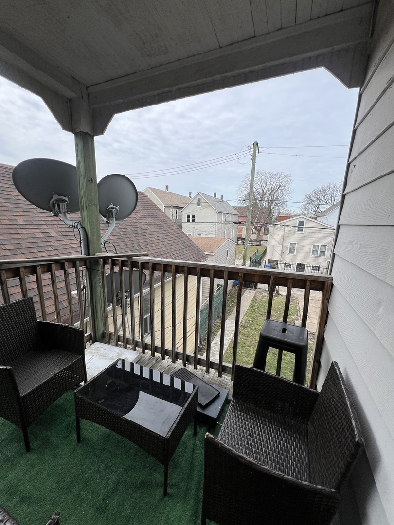 8242 S Houston Avenue Property Photo 16