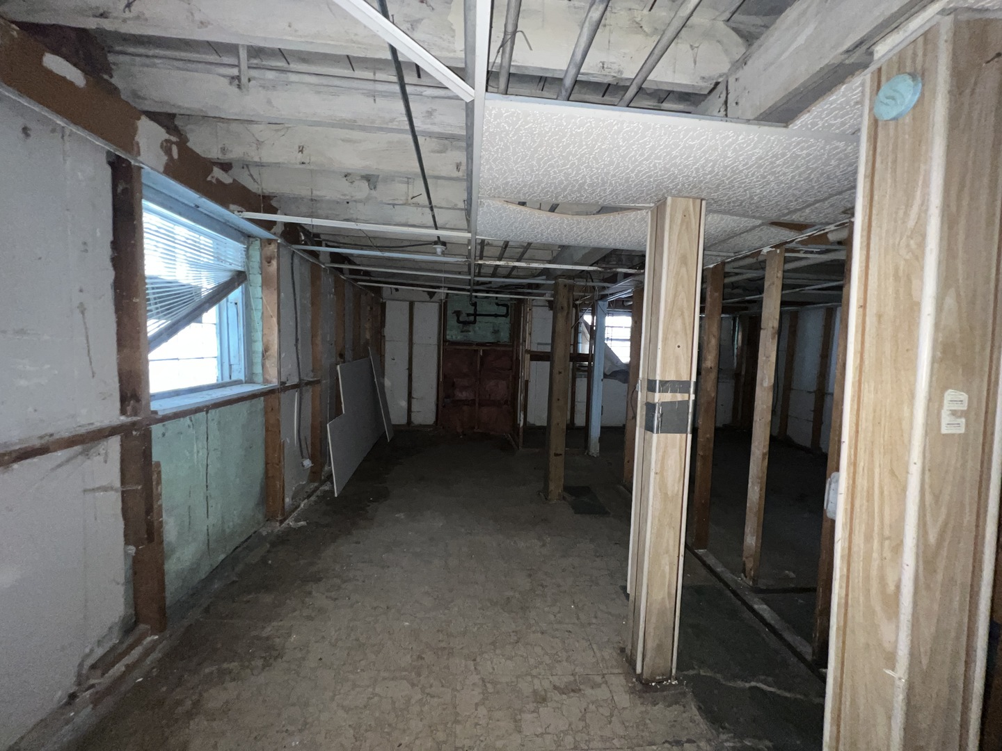 8242 S Houston Avenue Property Photo 20
