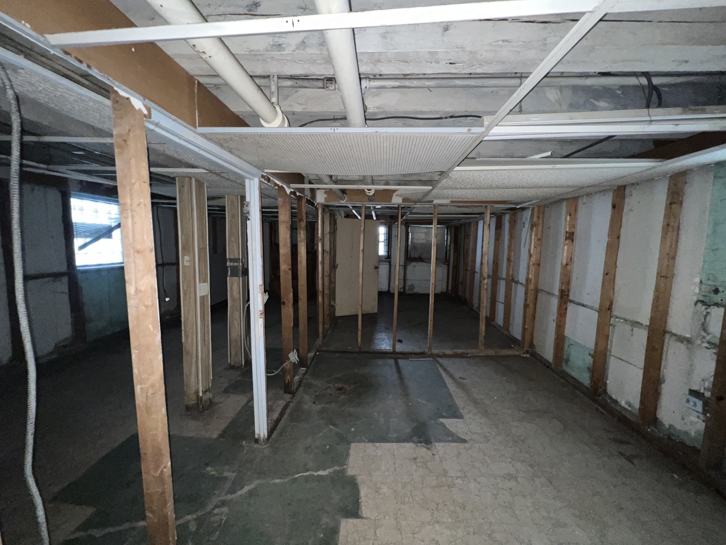 8242 S Houston Avenue Property Photo 21