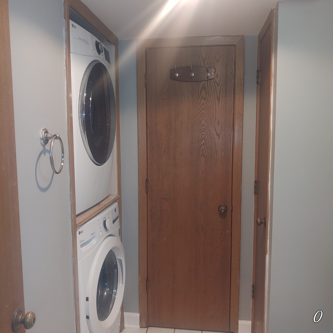 708 N Briar Hill Lane 2 Property Photo 12