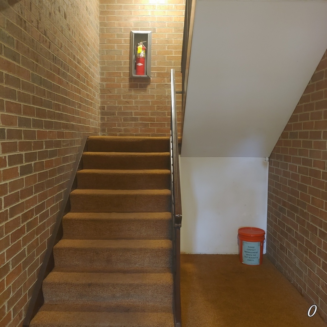 708 N Briar Hill Lane 2 Property Photo 19