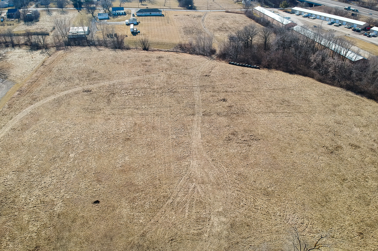 1723 Six Points Road Property Photo 7