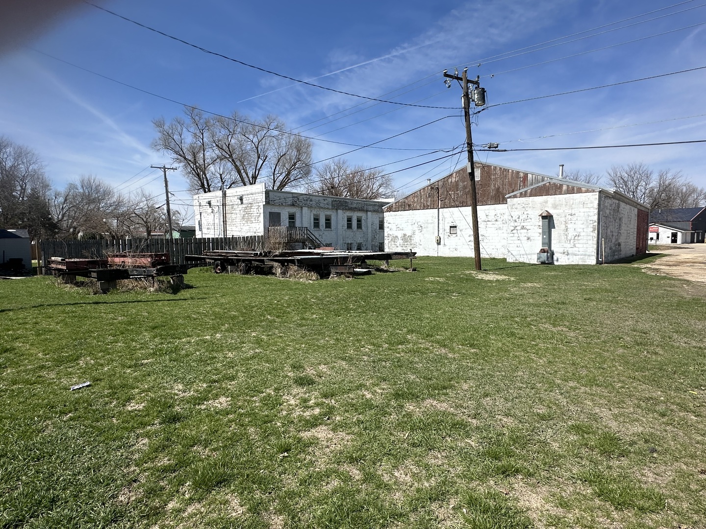 1409 W Rock Falls Road Property Photo 5