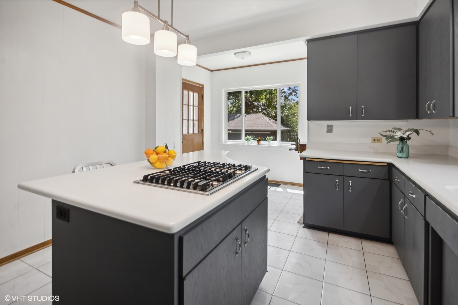 1492 W Irving Park Road Property Photo 15