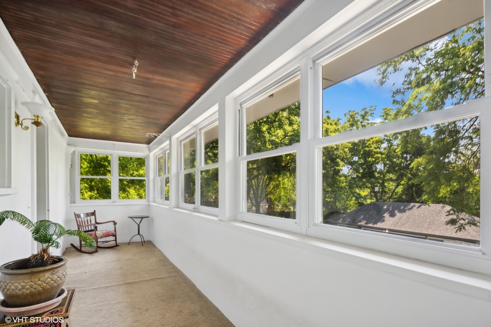 1492 W Irving Park Road Property Photo 23