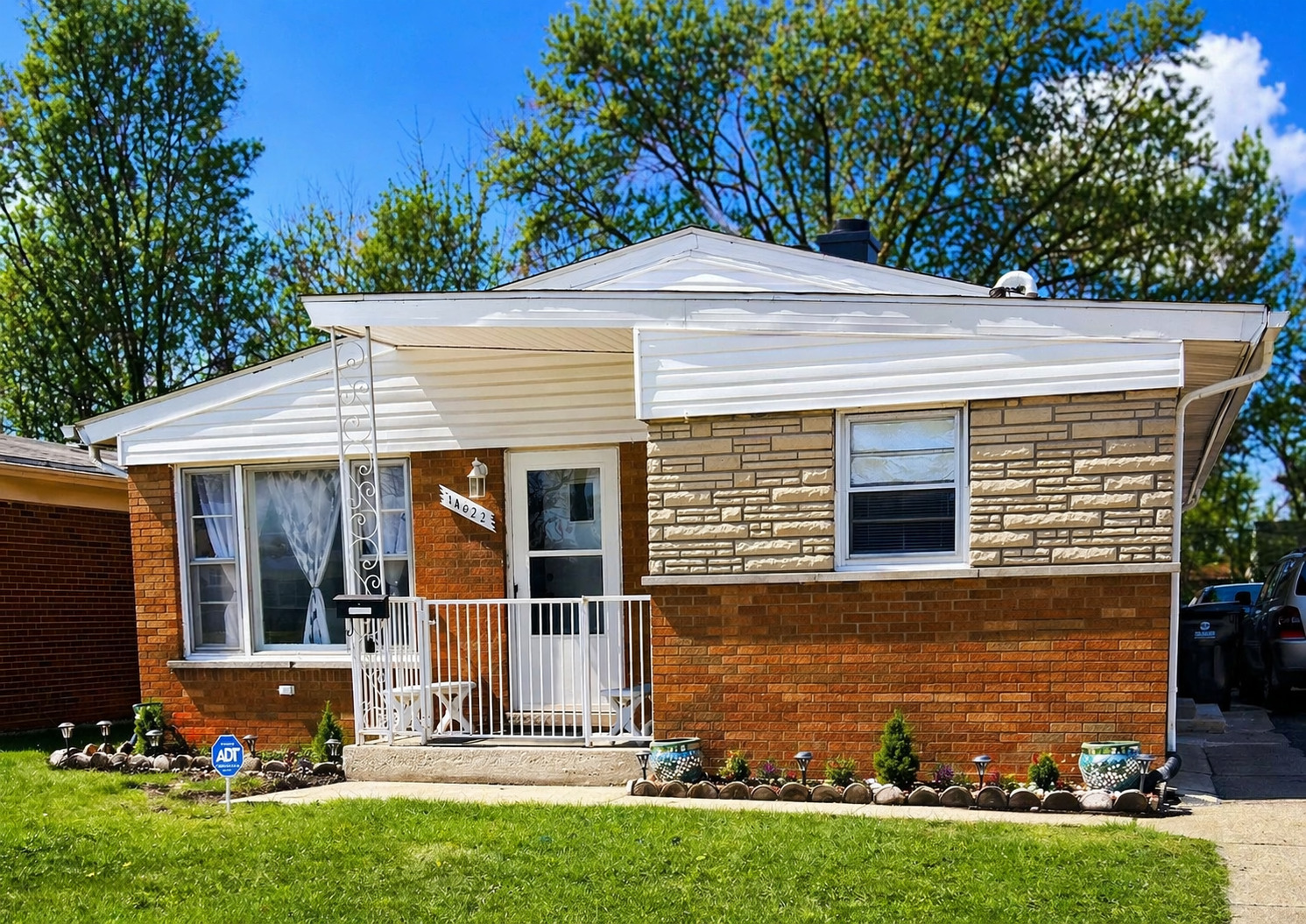 14622 Wabash Avenue Property Photo 1