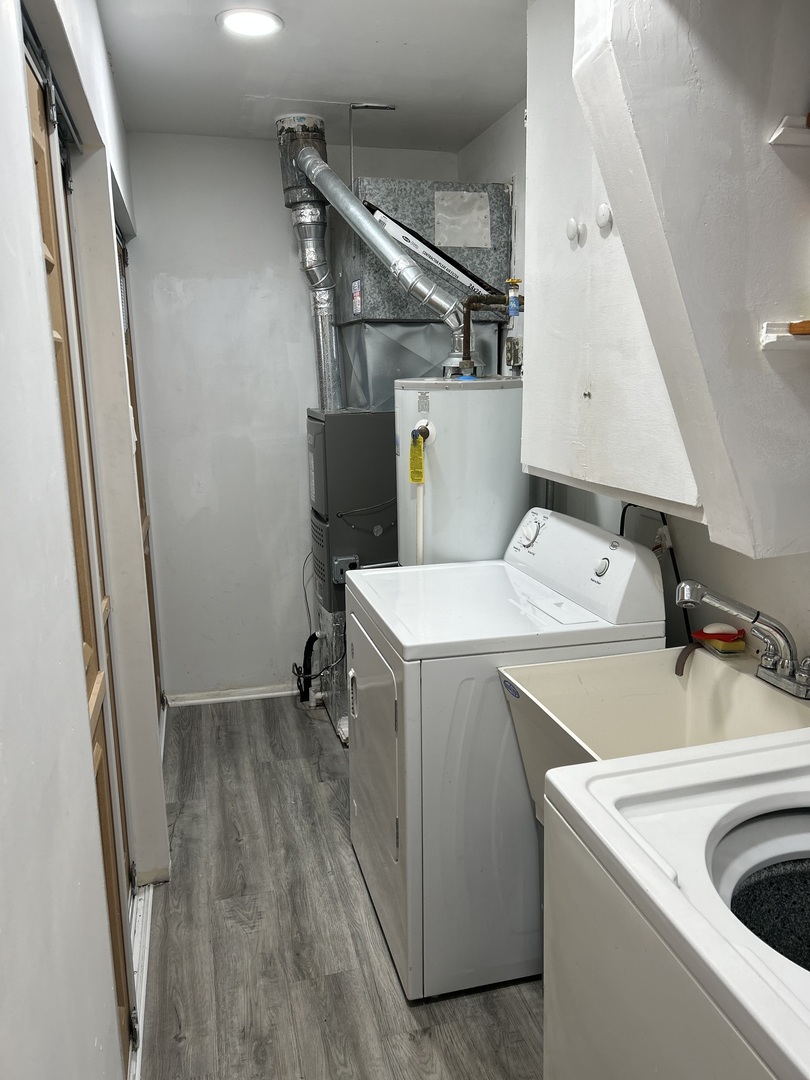 14622 Wabash Avenue Property Photo 5