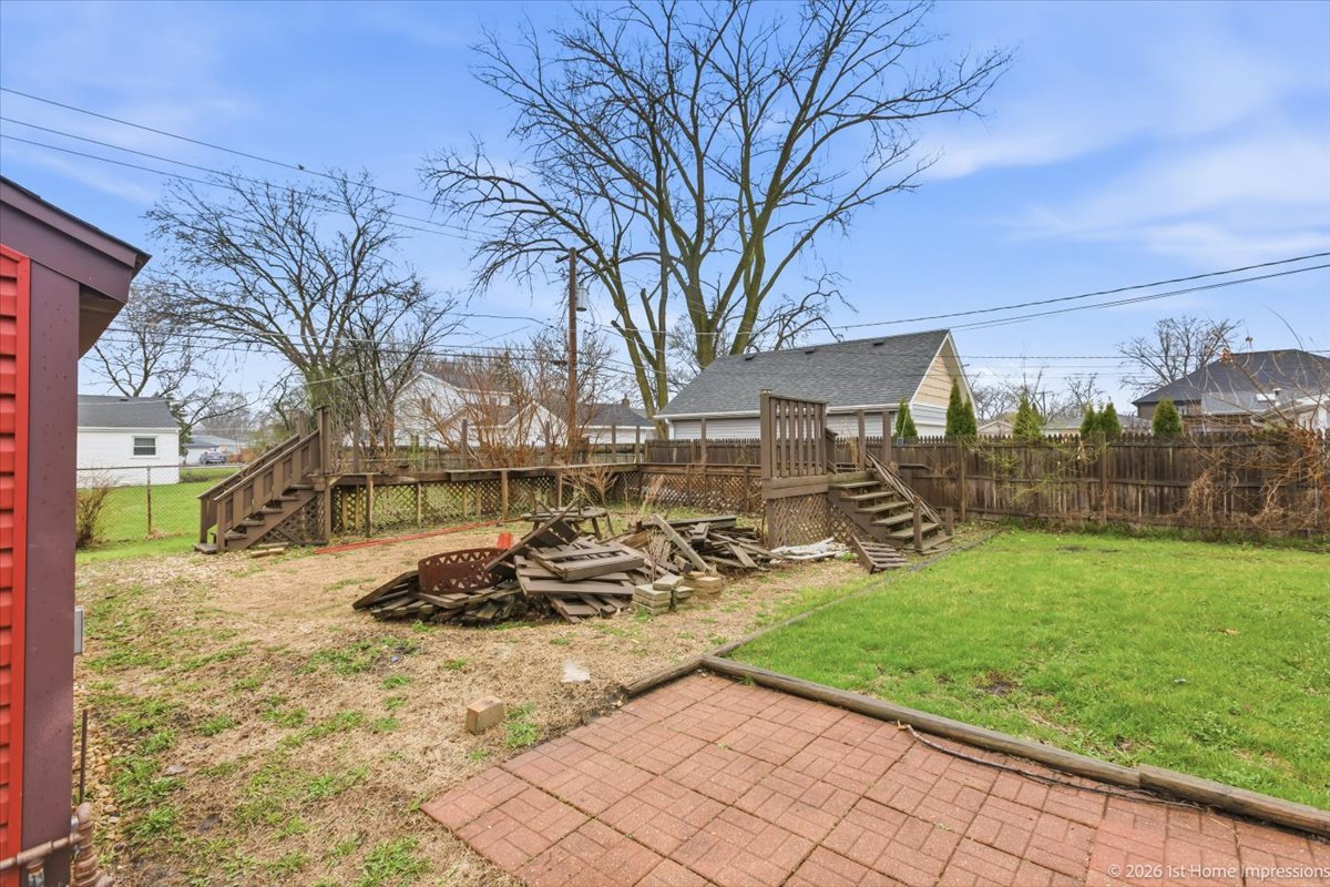 7817 W 98th Place Property Photo 15