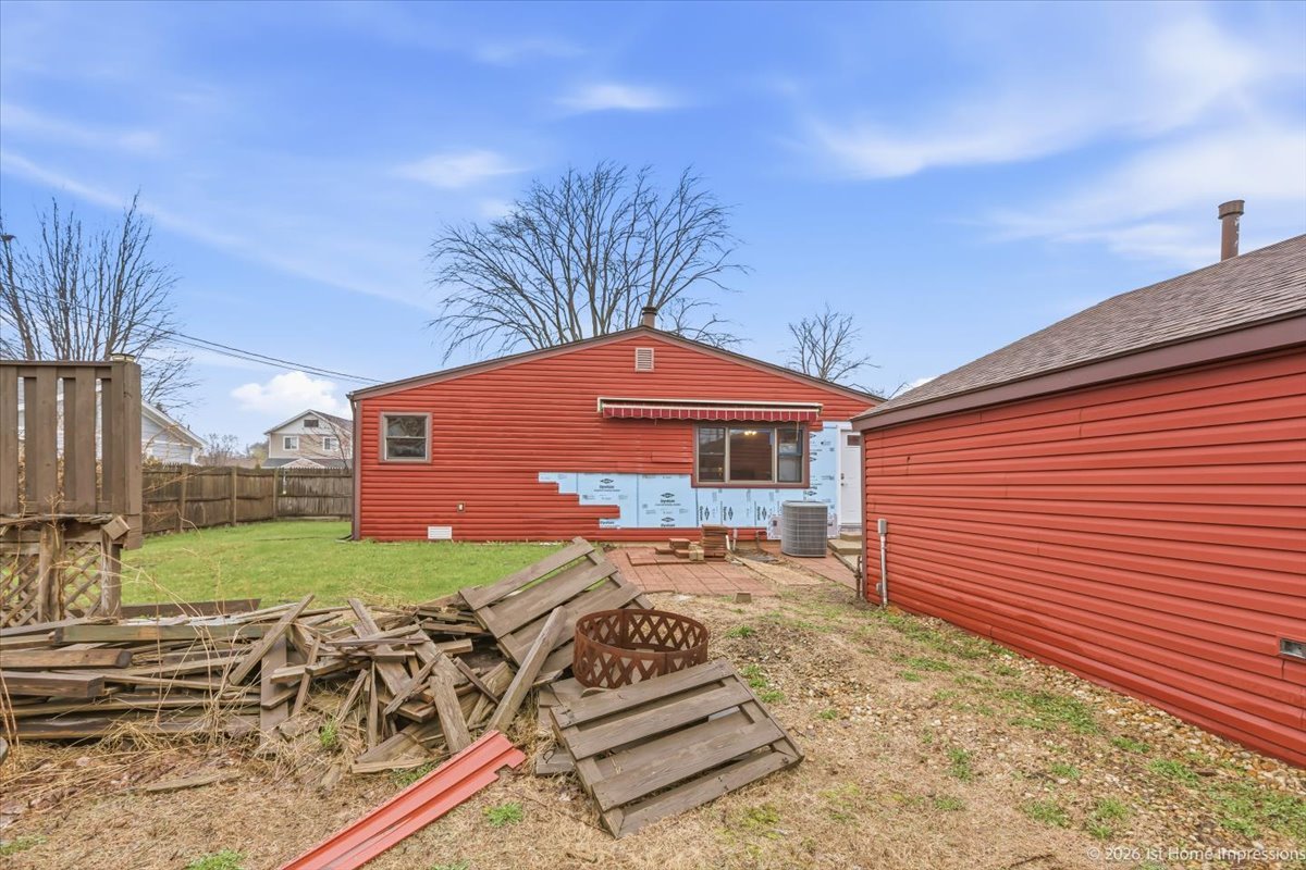 7817 W 98th Place Property Photo 17