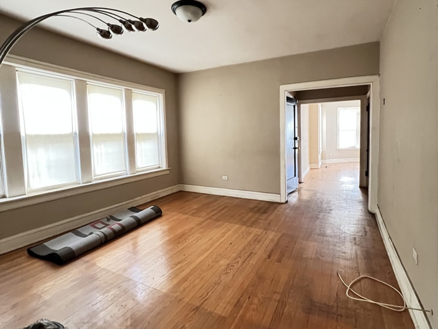 7823 S Cornell Avenue Property Photo 18