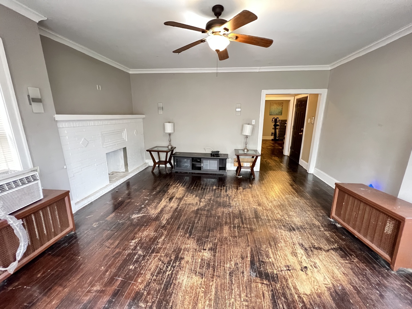 7823 S Cornell Avenue Property Photo 33
