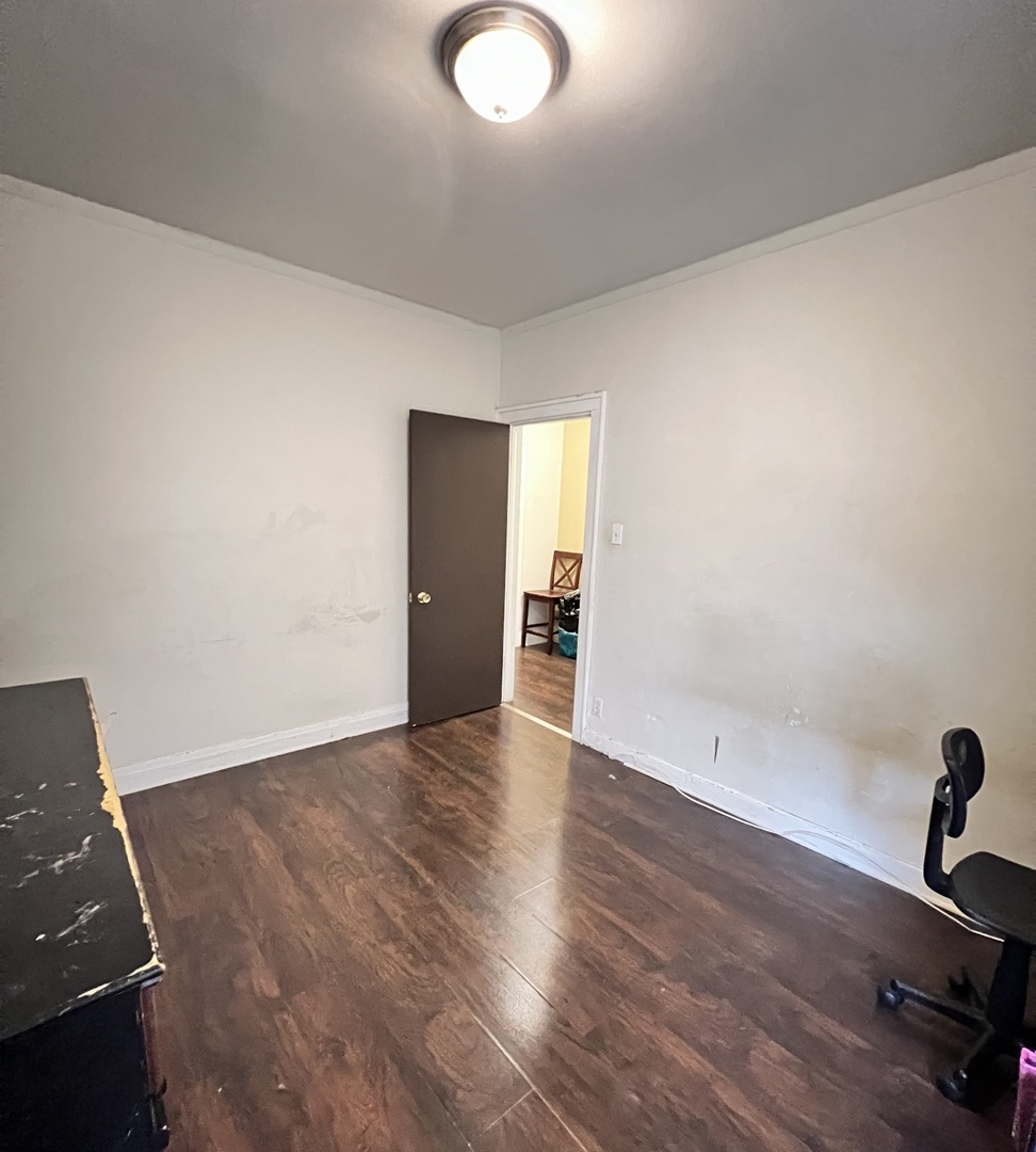 7823 S Cornell Avenue Property Photo 42