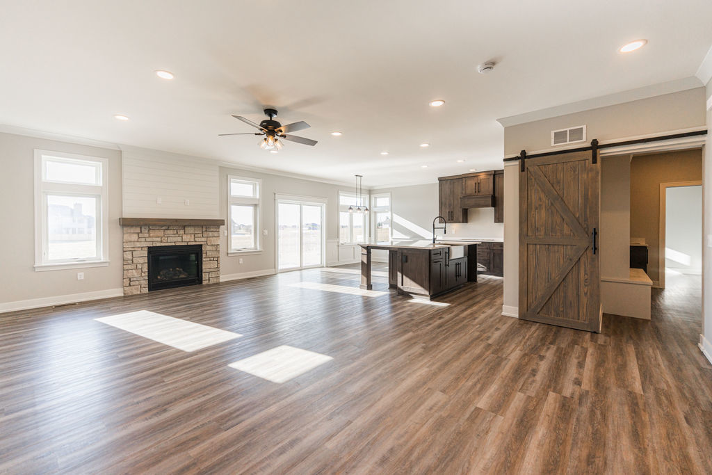 12626 Ellen Drive Property Photo 3