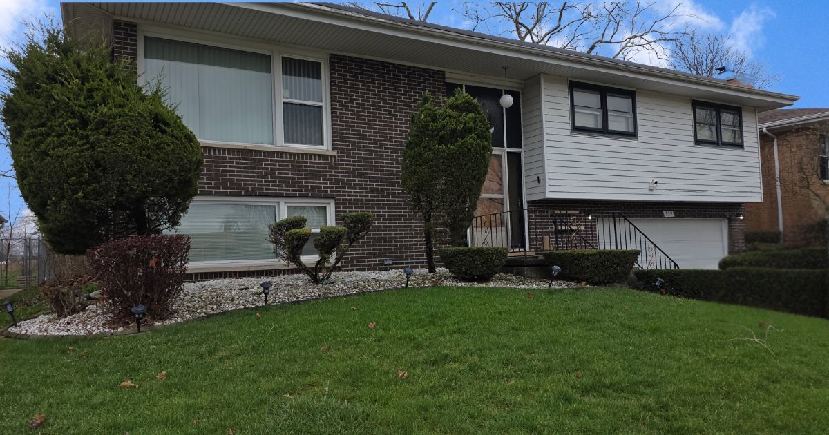 539 E 169th Street Property Photo 1