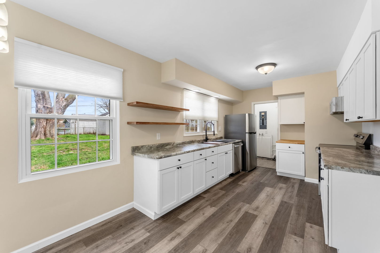 2511 Belle Avenue Property Photo 7
