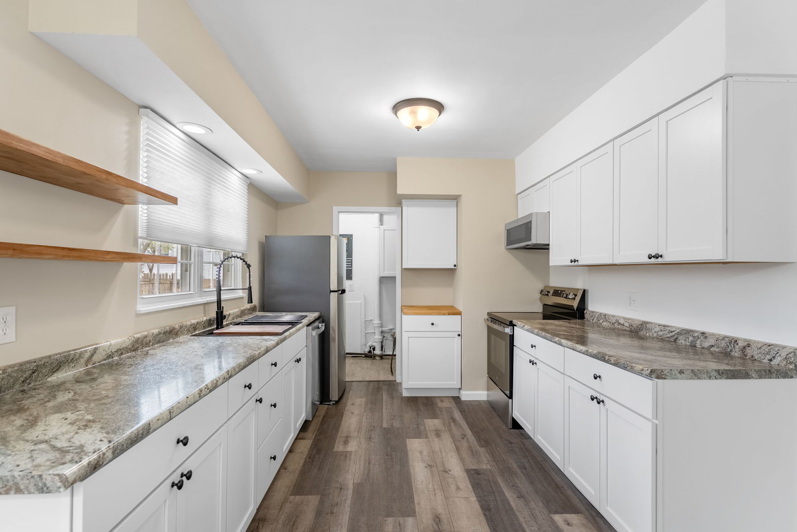 2511 Belle Avenue Property Photo 8