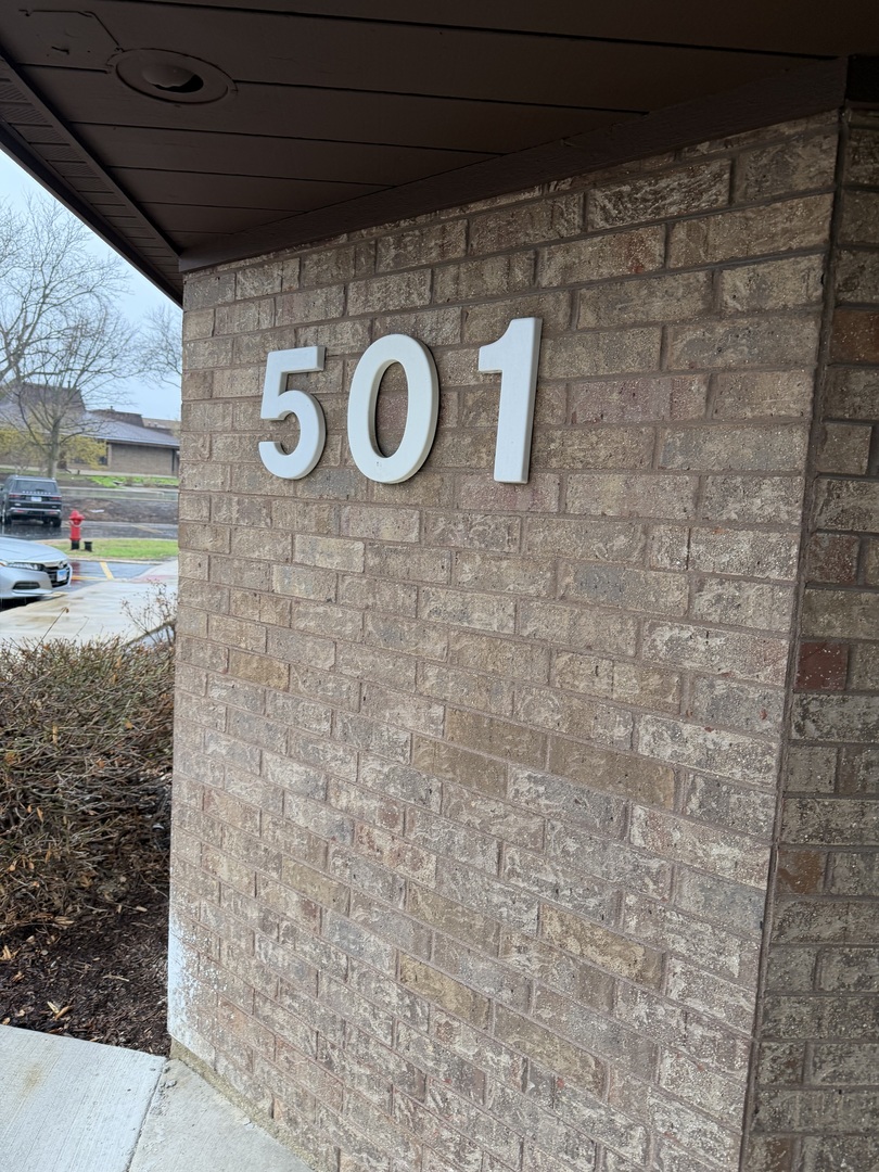501-517 Thornhill Drive E Property Photo 11