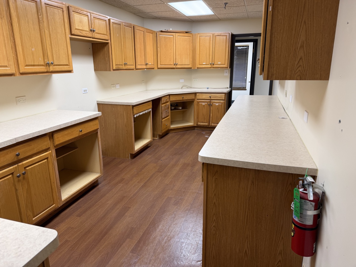 501-517 Thornhill Drive E Property Photo 55