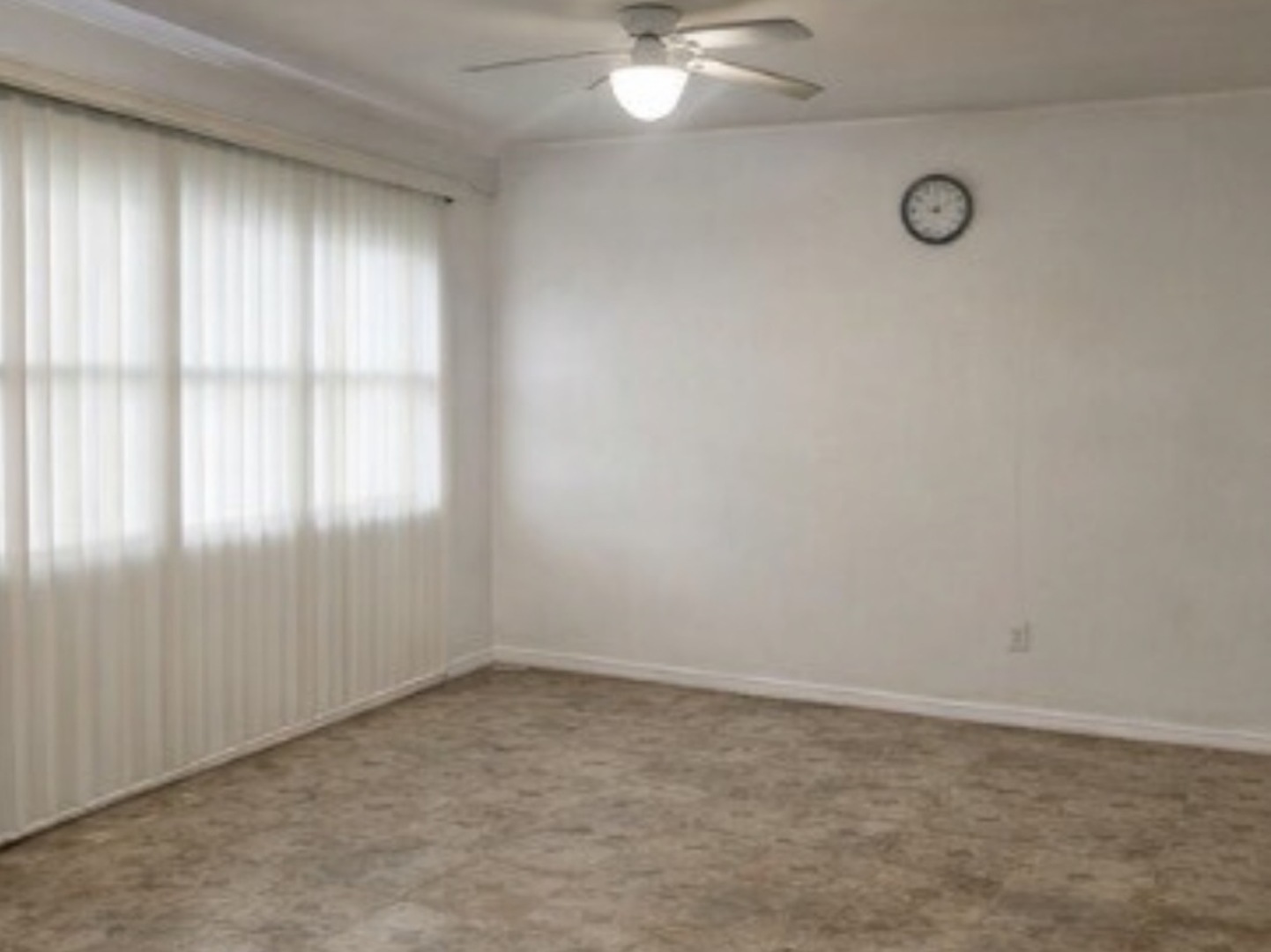 267 Chappel Avenue Property Photo 4