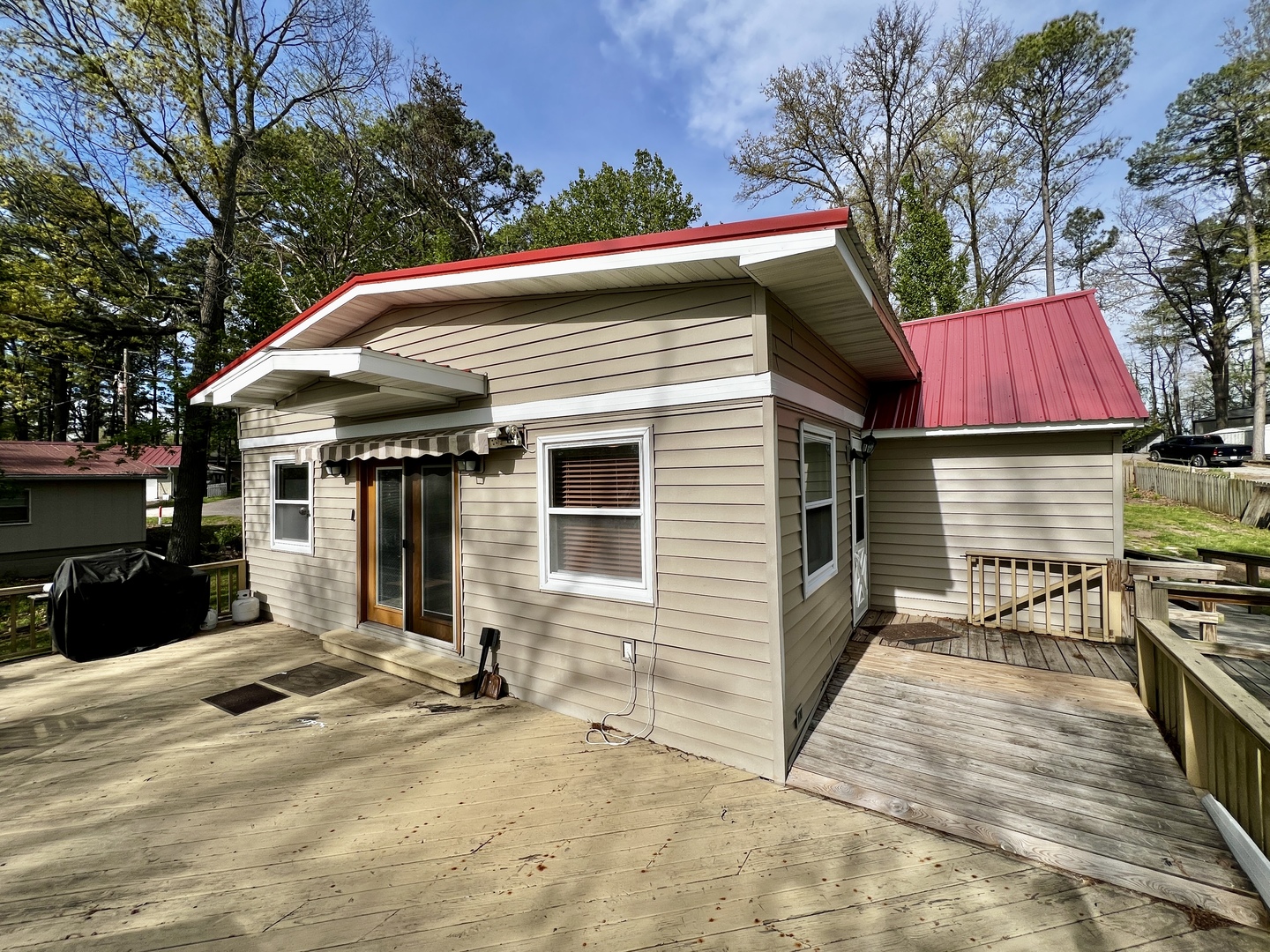 20062 N Shore Lane Property Photo 4