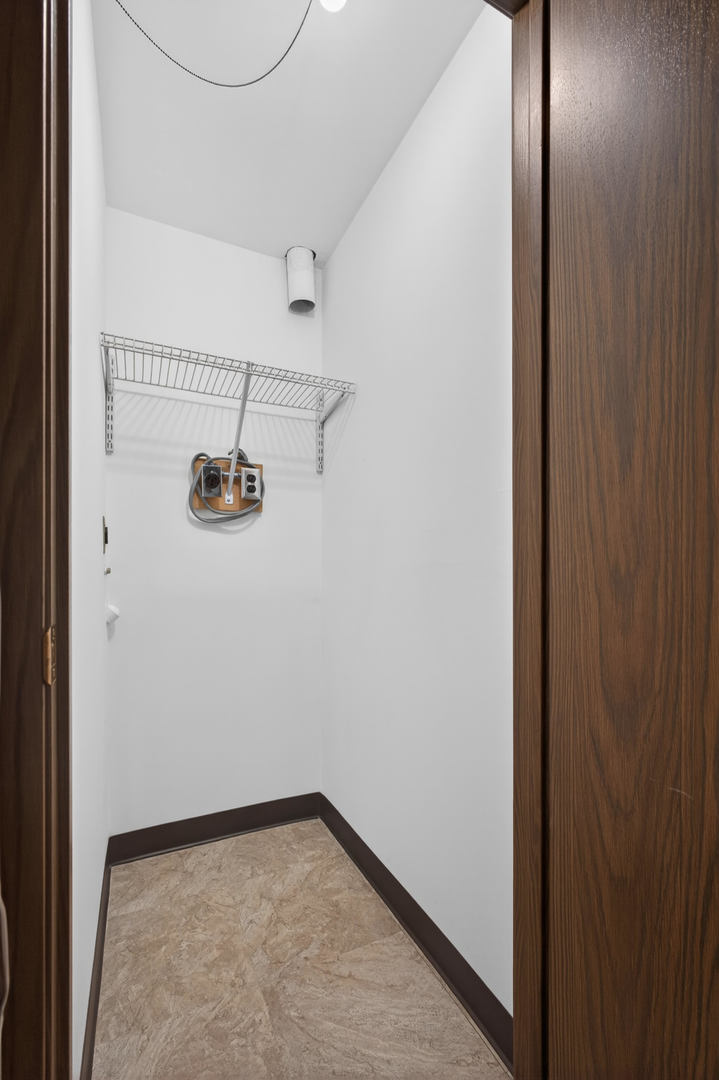 1360 Kimberly Ridge Road 209 Property Photo 20
