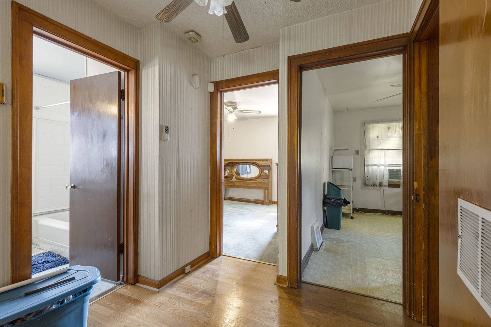 10535 S Peoria Street Property Photo 15