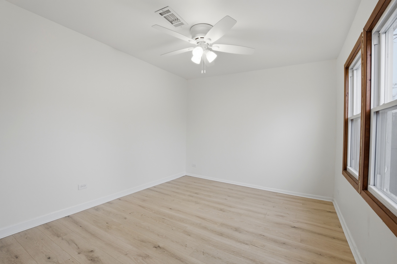 4438 Wesley Terrace Property Photo 17
