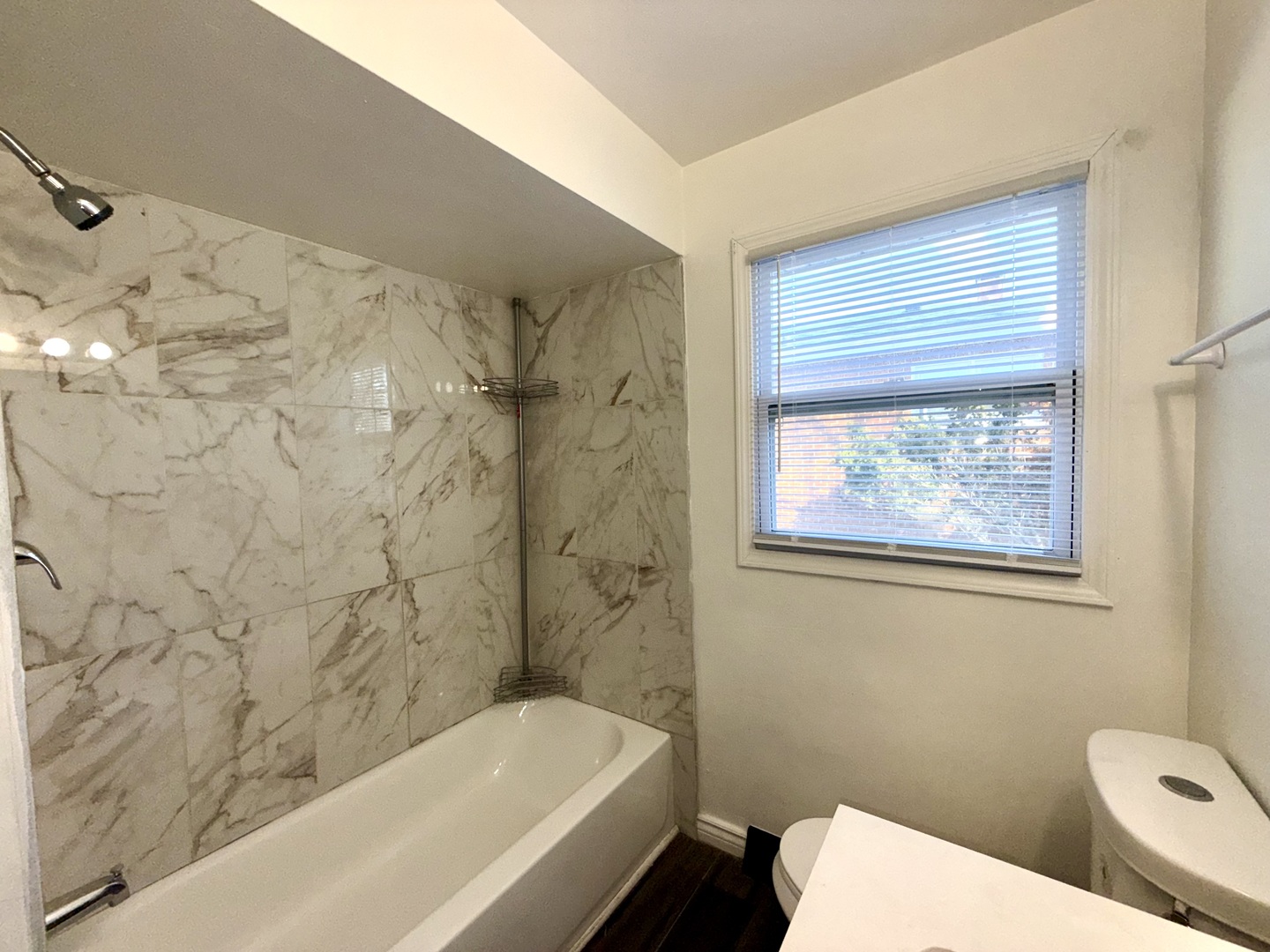 2217 W 156th Place Property Photo 14