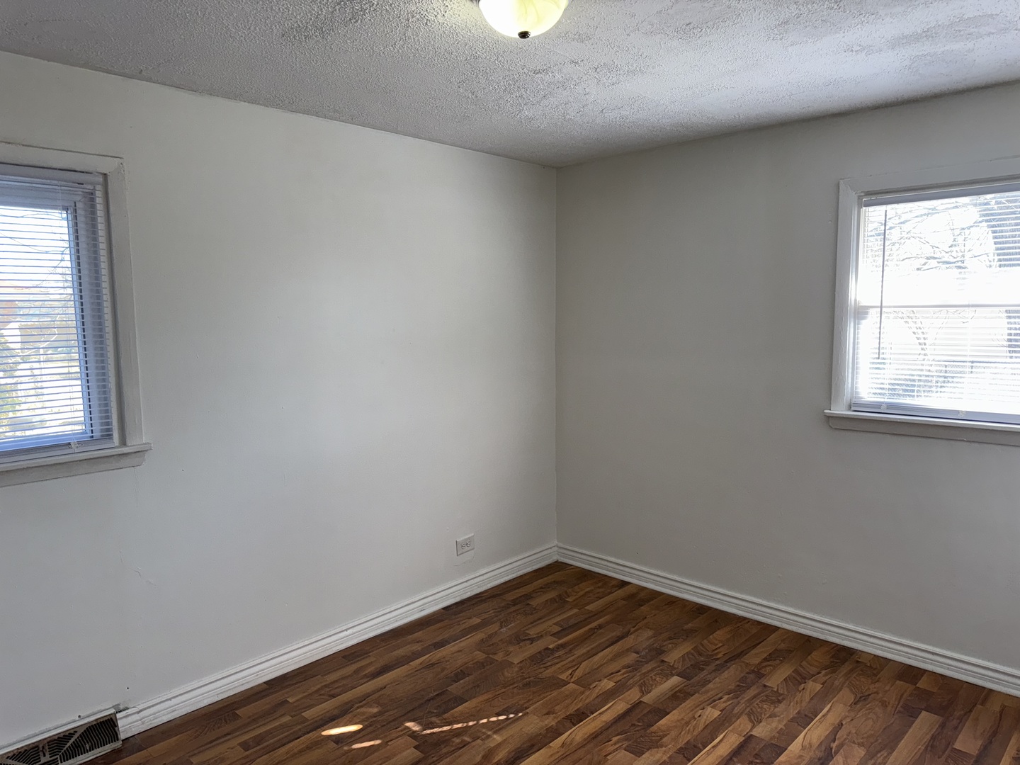 2217 W 156th Place Property Photo 16