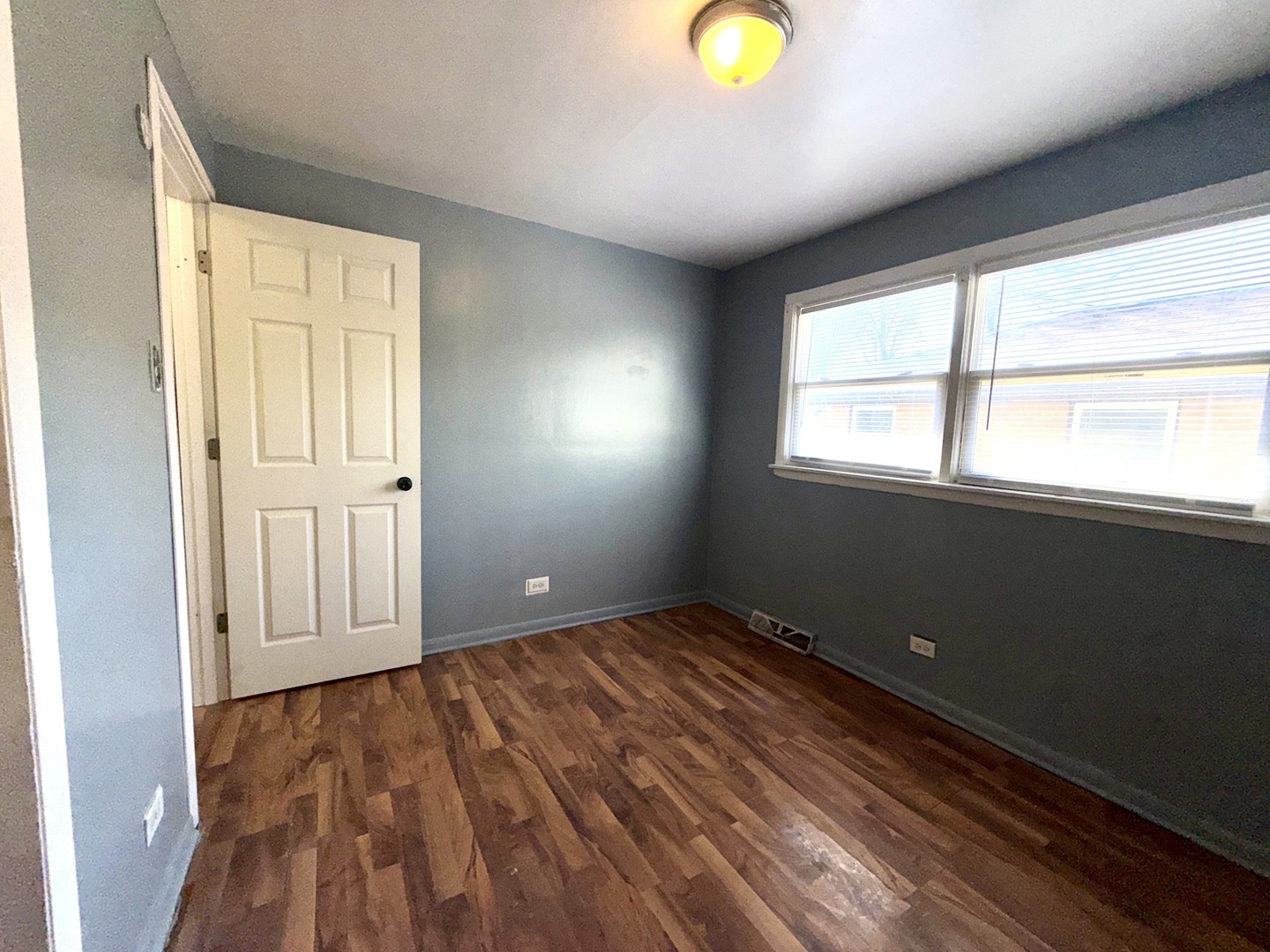 2217 W 156th Place Property Photo 23