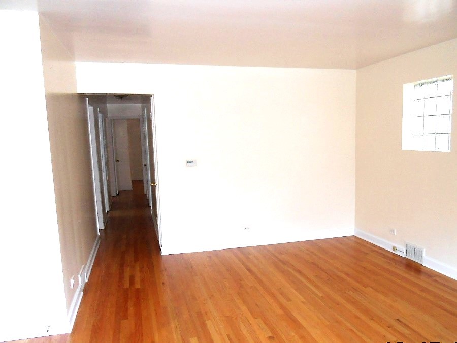5534 N Campbell Avenue 3e Property Photo 4