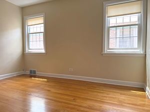 5534 N Campbell Avenue 3e Property Photo 9