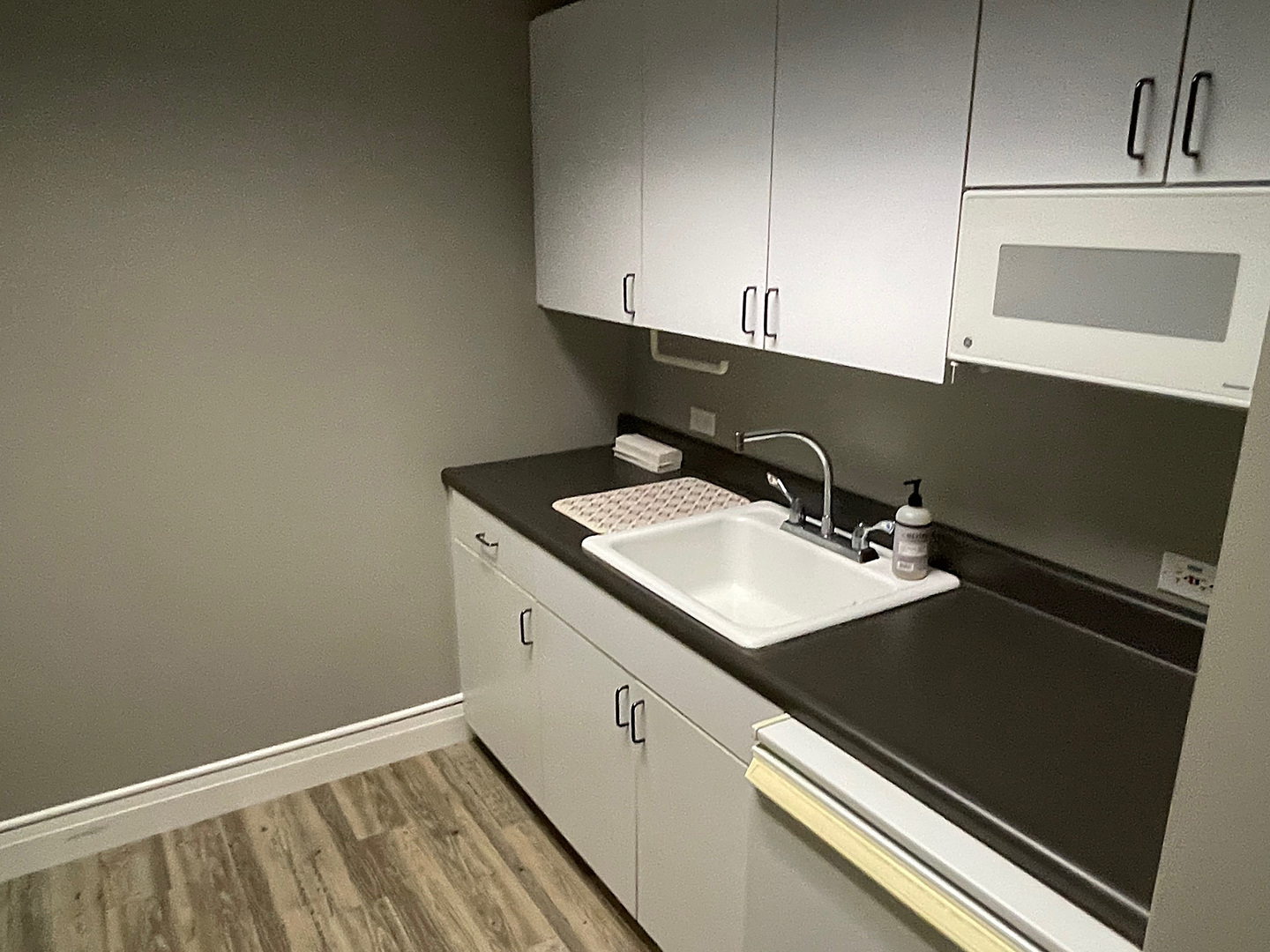 12612649 Property Photo 3