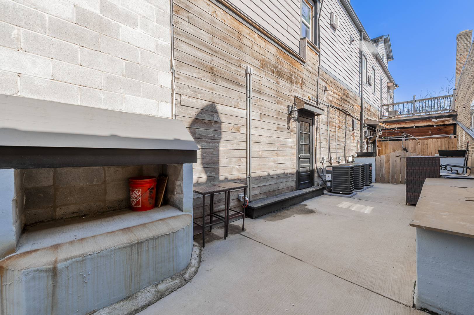 4054 N Western Avenue Property Photo 55