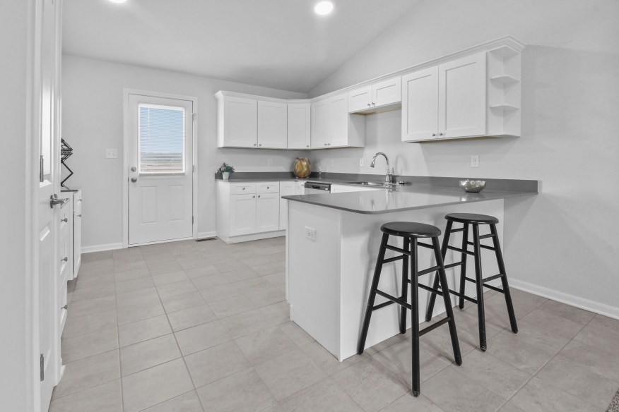 3033 W 82nd Place C Property Photo 3
