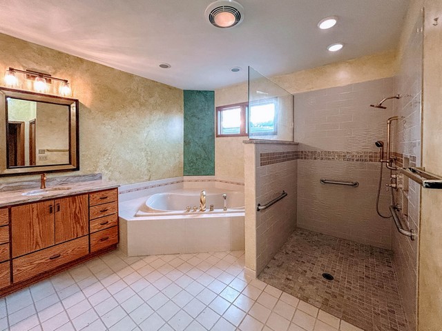 24920 73rd Street Property Photo 26