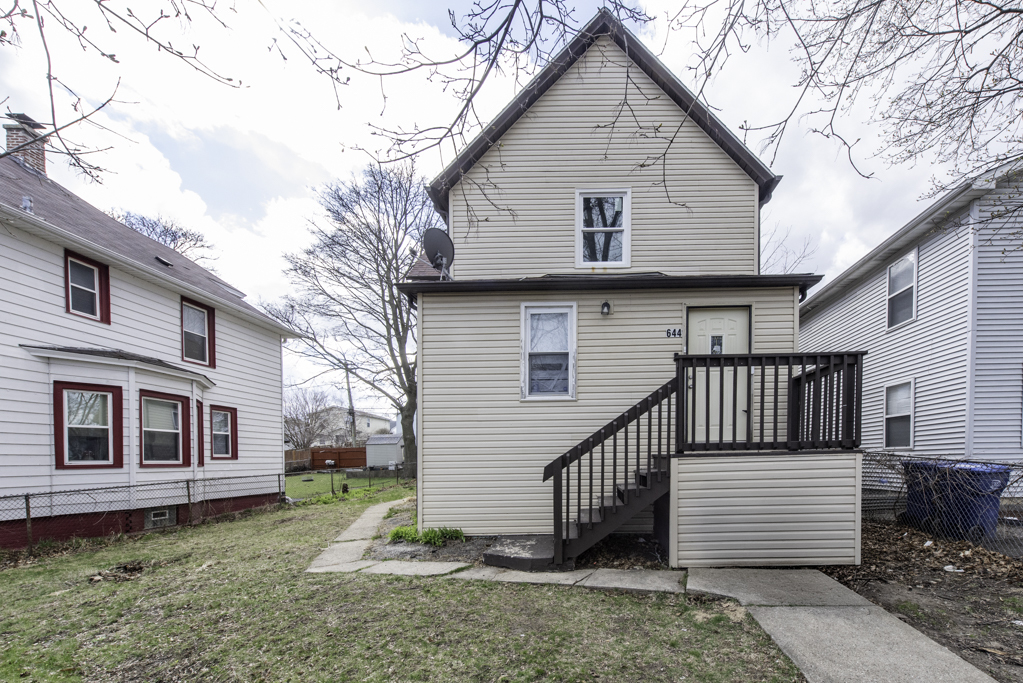 644 Lenox Avenue Property Photo 1