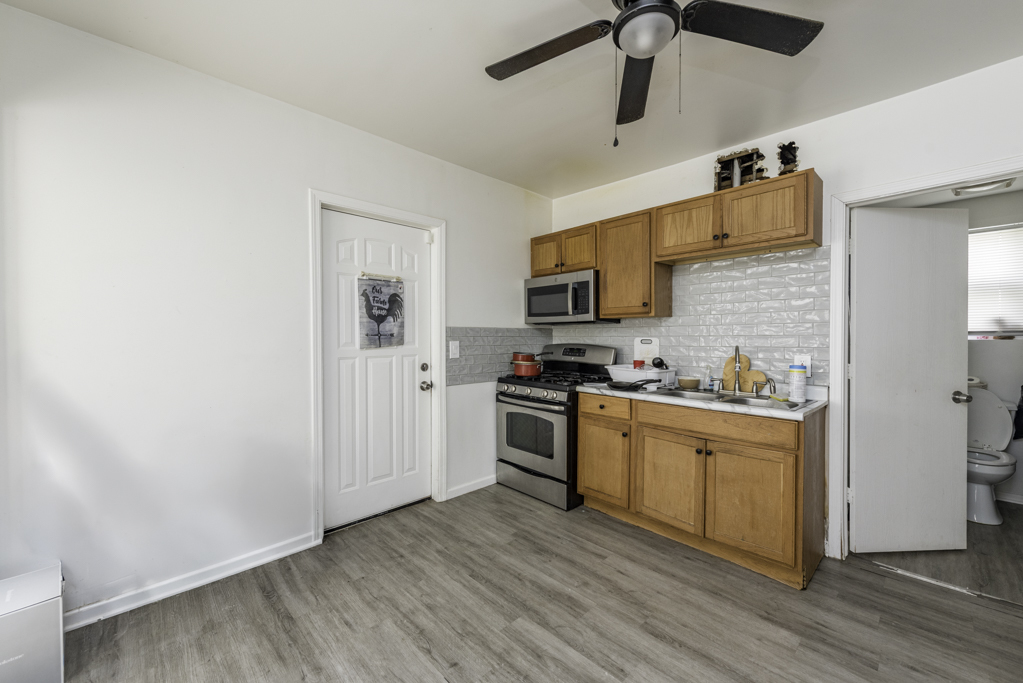 644 Lenox Avenue Property Photo 7